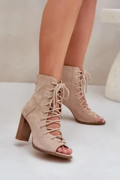Sandały Na Słupku Z Cholewką I Sznurowaniem Beżowe Ivelseki