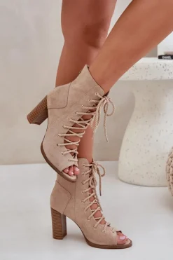 Sandały Na Słupku Z Cholewką I Sznurowaniem Beżowe Ivelseki