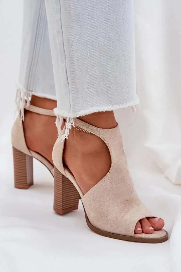 Sandały Na Słupku Z Eko Zamszu Jasnobeżowe Lanadriena