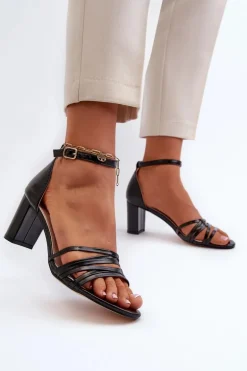 Sandały Na Słupku Z Paseczkami Czarne Enitia