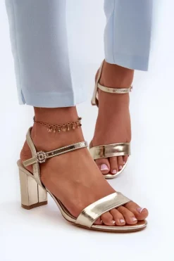 Sandały Na Słupku Złote Glindra