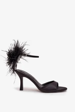 Sandały Na Szpilce Z Piórami Czarne Caelina