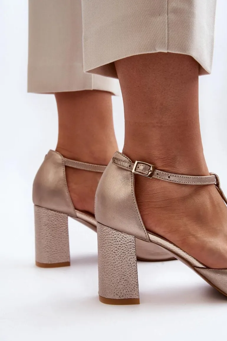 Sandały Skórzane Na Słupku Z Ozdobą Laura Messi 2758 Złote