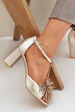 Sandały Skórzane Na Słupku Z Ozdobą Laura Messi 2758 Złote