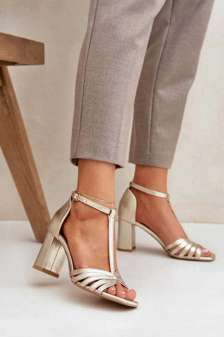 Sandały Z Naturalnej Skóry Na Słupku Laura Messi 2766