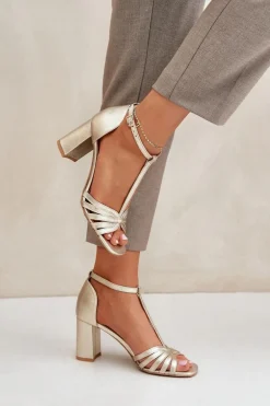 Sandały Z Naturalnej Skóry Na Słupku Laura Messi 2766