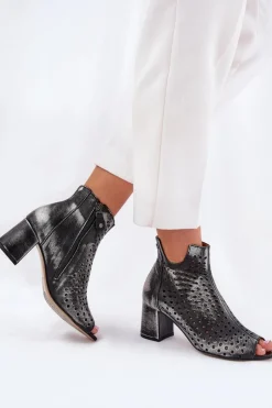 Skórzane Ażurowe Botki Maciejka 05420-01 Czarne