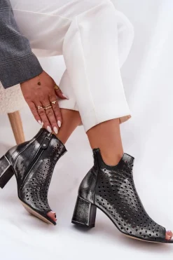 Skórzane Ażurowe Botki Maciejka 05420-01 Czarne