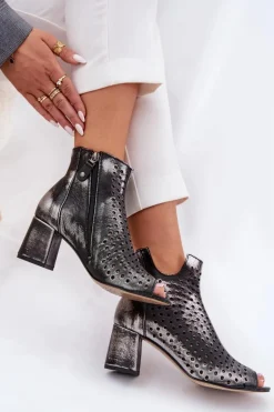 Skórzane Ażurowe Botki Maciejka 05420-01 Czarne