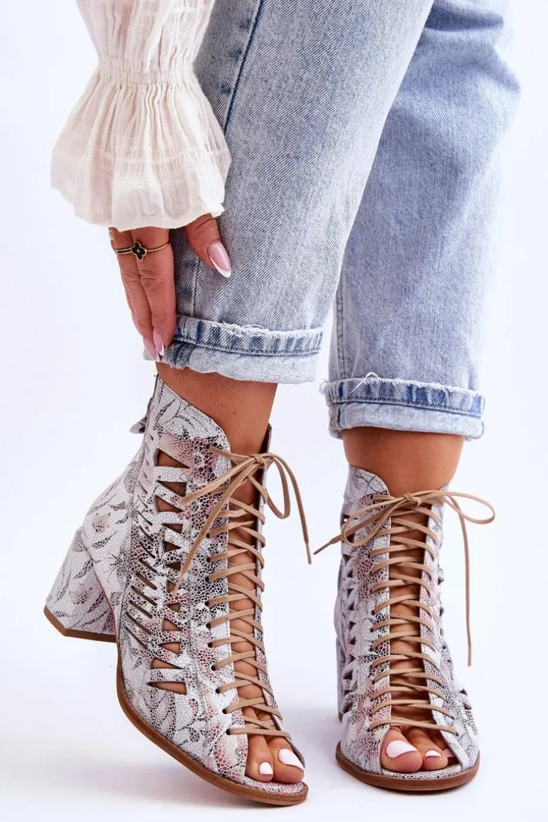 Skórzane Ażurowe Botki Maciejka 04040-11 Białe