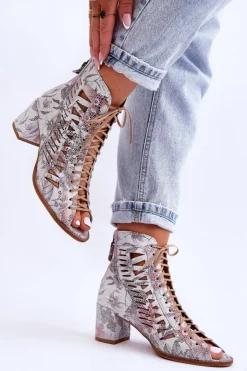 Skórzane Ażurowe Botki Maciejka 04040-11 Białe