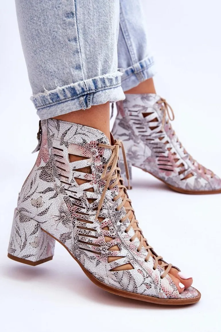 Skórzane Ażurowe Botki Maciejka 04040-11 Białe