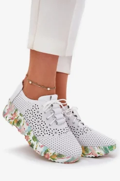 Skórzane Ażurowe Półbuty Damskie Na Koturnie Artiker 56C1532 Białe