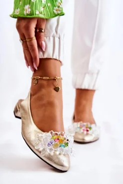 Skórzane Baleriny Na Obcasie Z Ozdobą Złote Elenie