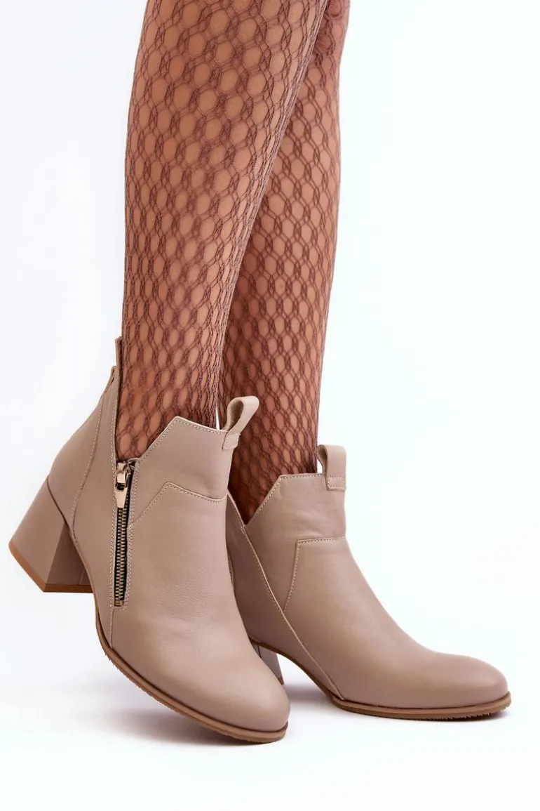 Skórzane Botki Damskie Na Niskim Obcasie Z Wycięciami Zazoo 850 Beżowe