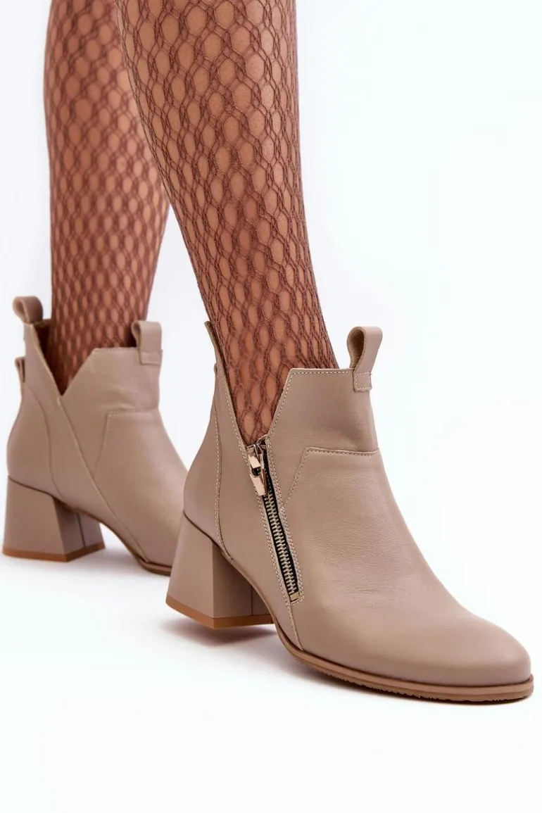 Skórzane Botki Damskie Na Niskim Obcasie Z Wycięciami Zazoo 850 Beżowe
