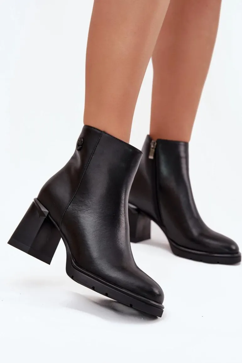 Skórzane Botki Damskie Na Słupku Czarne Julissa