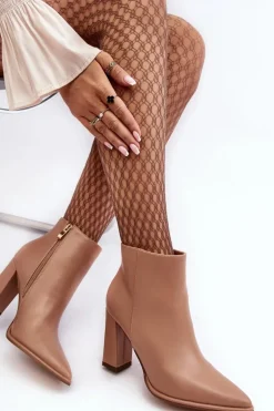 Skórzane Botki Damskie Na Słupku Beżowe Saitana