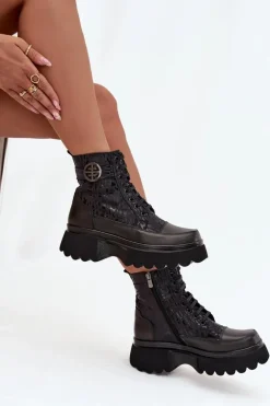 Skórzane Botki Damskie Na Platformie Z Napisami I Ozdobnym Detalem Artiker 57C2273 Czarne