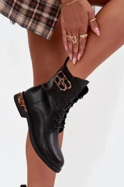 Skórzane Botki Damskie Na Płaskim Obcasie Z Ozdobą Ocieplane Artiker 57C1064 Czarne