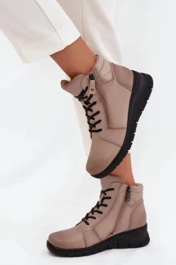 Skórzane Botki Damskie Na Koturnie Ocieplane Vinceza 39963 Beżowe