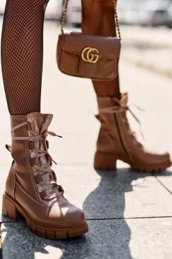 Skórzane Botki Damskie Z Wiązaniem Beżowe Doreli