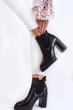 Skórzane Botki Gładkie Na Słupku Czarne Eldey