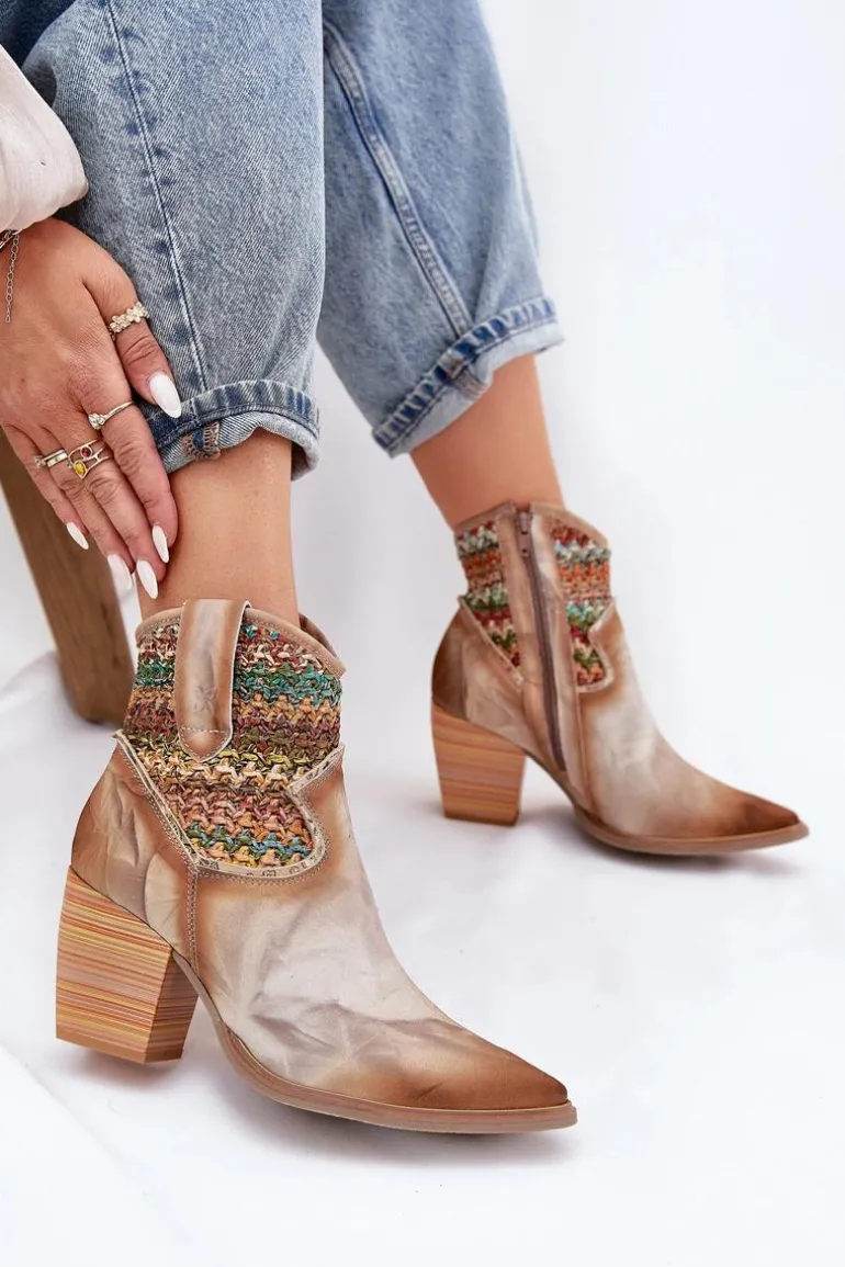 Skórzane Botki Kowbojki Na Słupku Z Ozdobną Plecionką Maciejka 06810-29 Multikolor