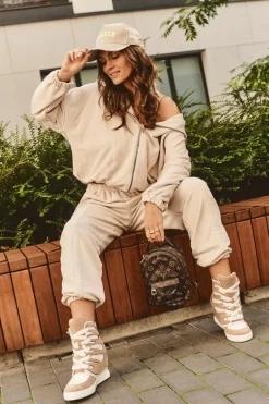 Skórzane Botki Na Koturnie Sznurowane Beżowe Amria