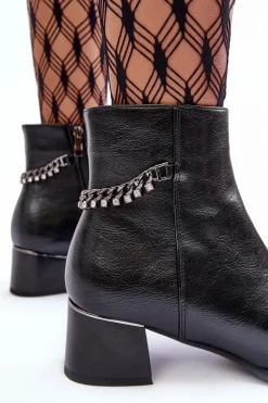 Skórzane Botki Na Niskim Obcasie Czarne Rennie