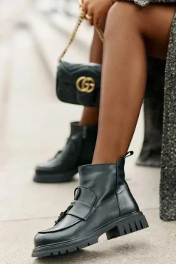 Skórzane Botki Na Płaskim Obcasie Z Ozdobą Ocieplane Czarne Asperra