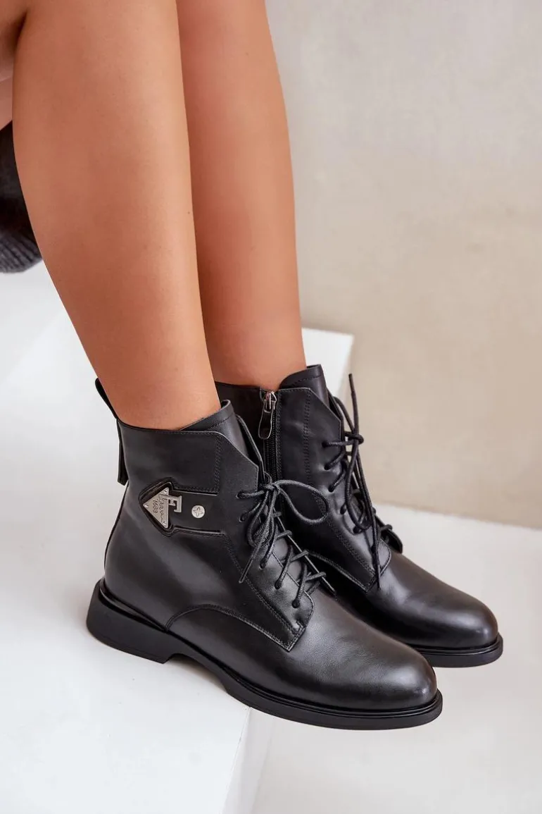 Skórzane Botki Na Płaskim Obcasie Z Ozdobą Ocieplane Maciejka N3115-01 Czarne