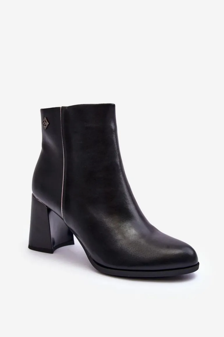 Skórzane Botki Na Słupku Czarne Popilla