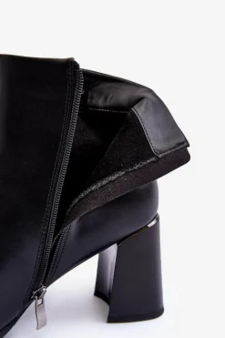 Skórzane Botki Na Słupku Czarne Popilla