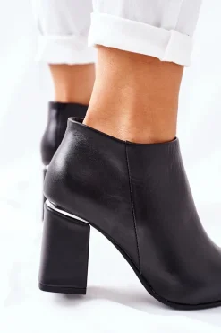 Skórzane Botki Na Słupku Czarne Raglan