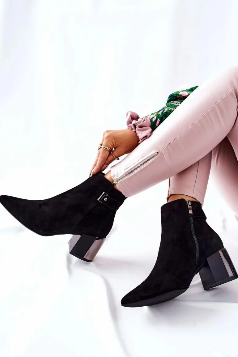 Skórzane Botki Na Słupku Laura Messi Czarne 2354