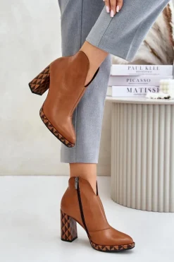 Skórzane Botki Na Słupku Laura Messi 2836 Brązowe