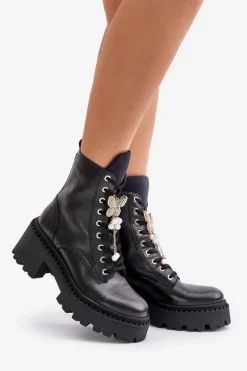 Skórzane Botki Workery Damskie Z Motylem Czarne CheBello 4590