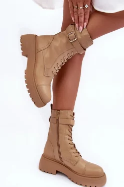 Skórzane Botki Workery Na Płaskim Obcasie Z Klamrą Beżowe Samivlo