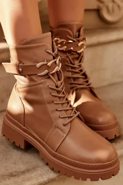 Skórzane Botki Workery Z Ozdobnym Paskiem Brązowe Enili