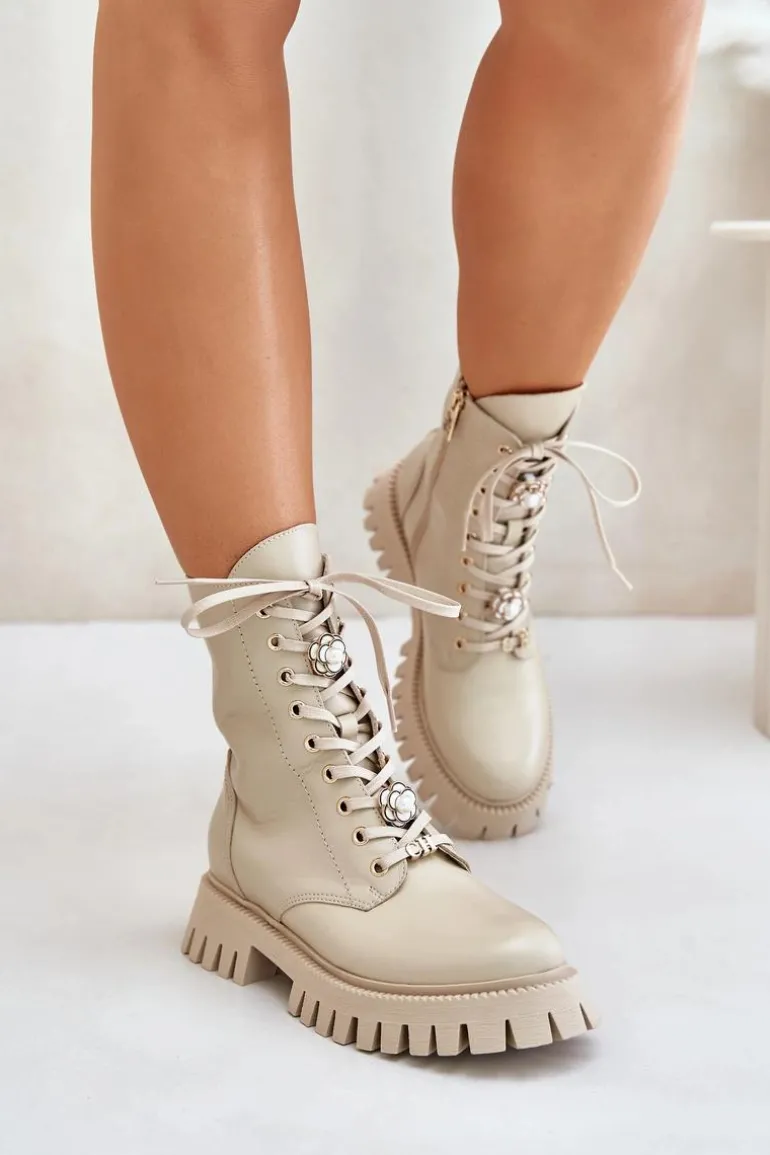 Skórzane Botki Workery Z Przypinkami Na Zamek CheBello 4553 Beżowe