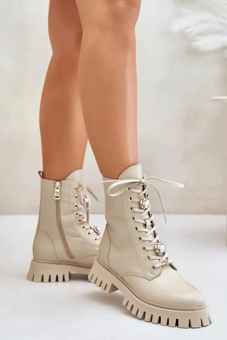 Skórzane Botki Workery Z Przypinkami Na Zamek CheBello 4553 Beżowe