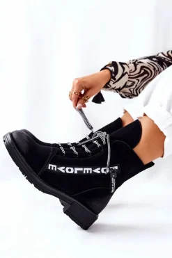 Skórzane Botki Z Ozdobnym Suwakiem Czarne Lomissa