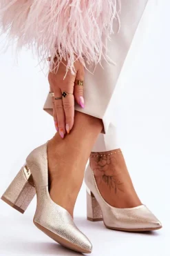 Skórzane Czółenka Lewski 3117 Złote