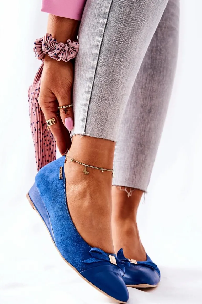 Skórzane Czółenka Na Koturnie Monnari 0590-M12 Niebieskie