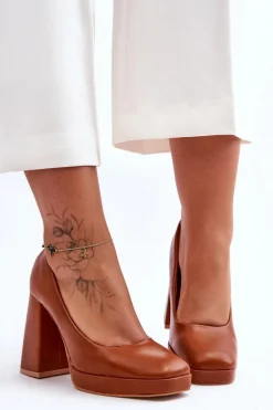 Skórzane Czółenka Na Masywnym Obcasie Camel Rosalia