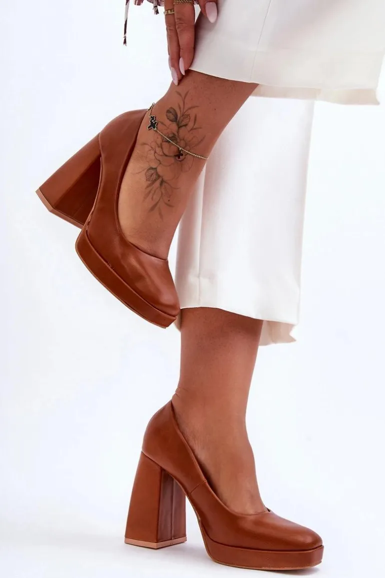 Skórzane Czółenka Na Masywnym Obcasie Camel Rosalia