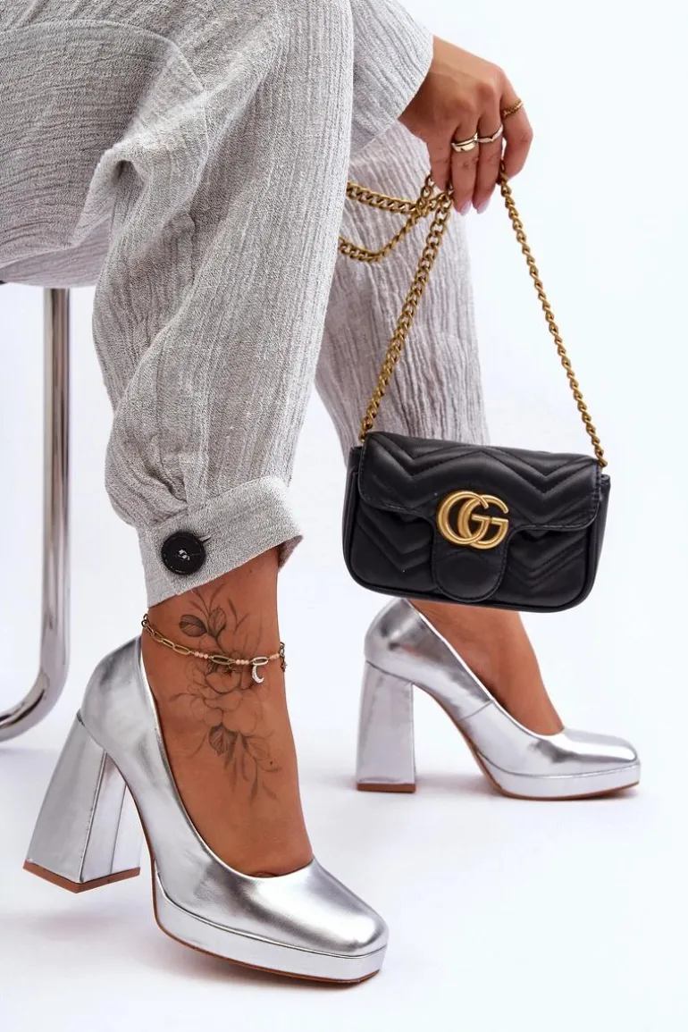 Skórzane Czółenka Na Masywnym Obcasie Srebrne Rosalia