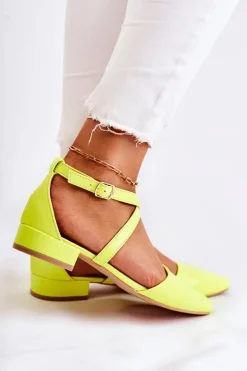 Skórzane Czółenka Na Niskim Obcasie Żółte Giovanna