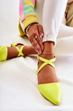 Skórzane Czółenka Na Niskim Obcasie Żółte Giovanna